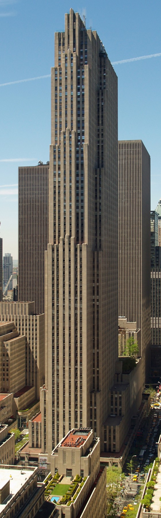 Rockefeller Centre 22 Acres Large - New York City, United States