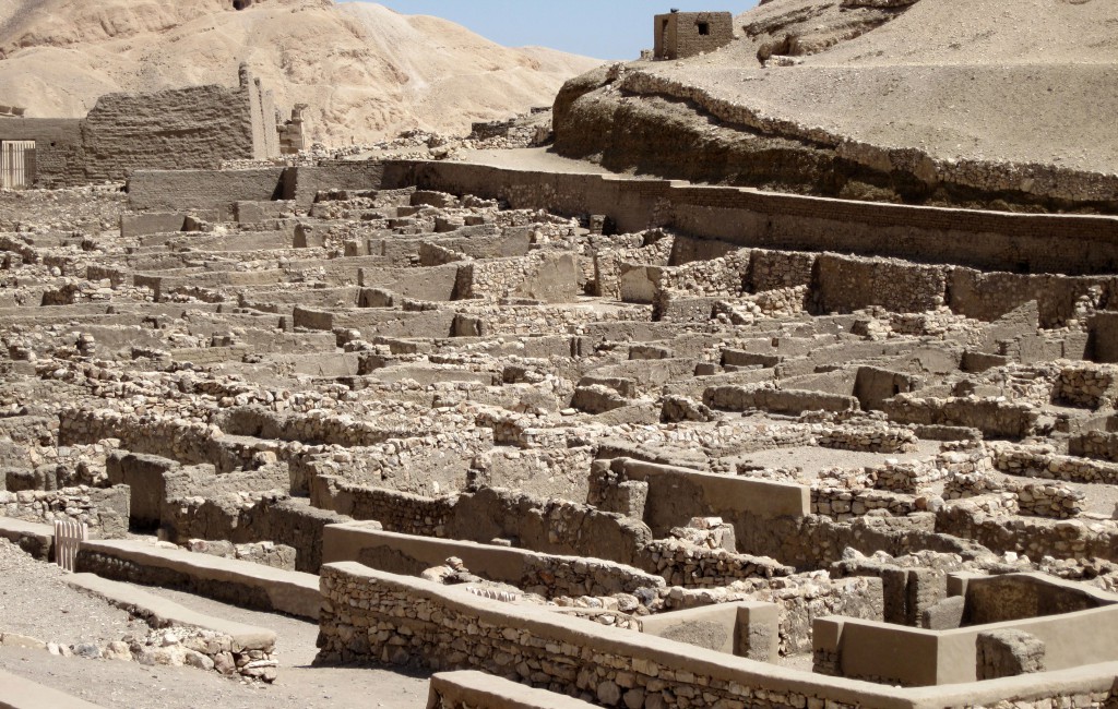 Deir-el-Medina - An Ancient Egyptian Village 