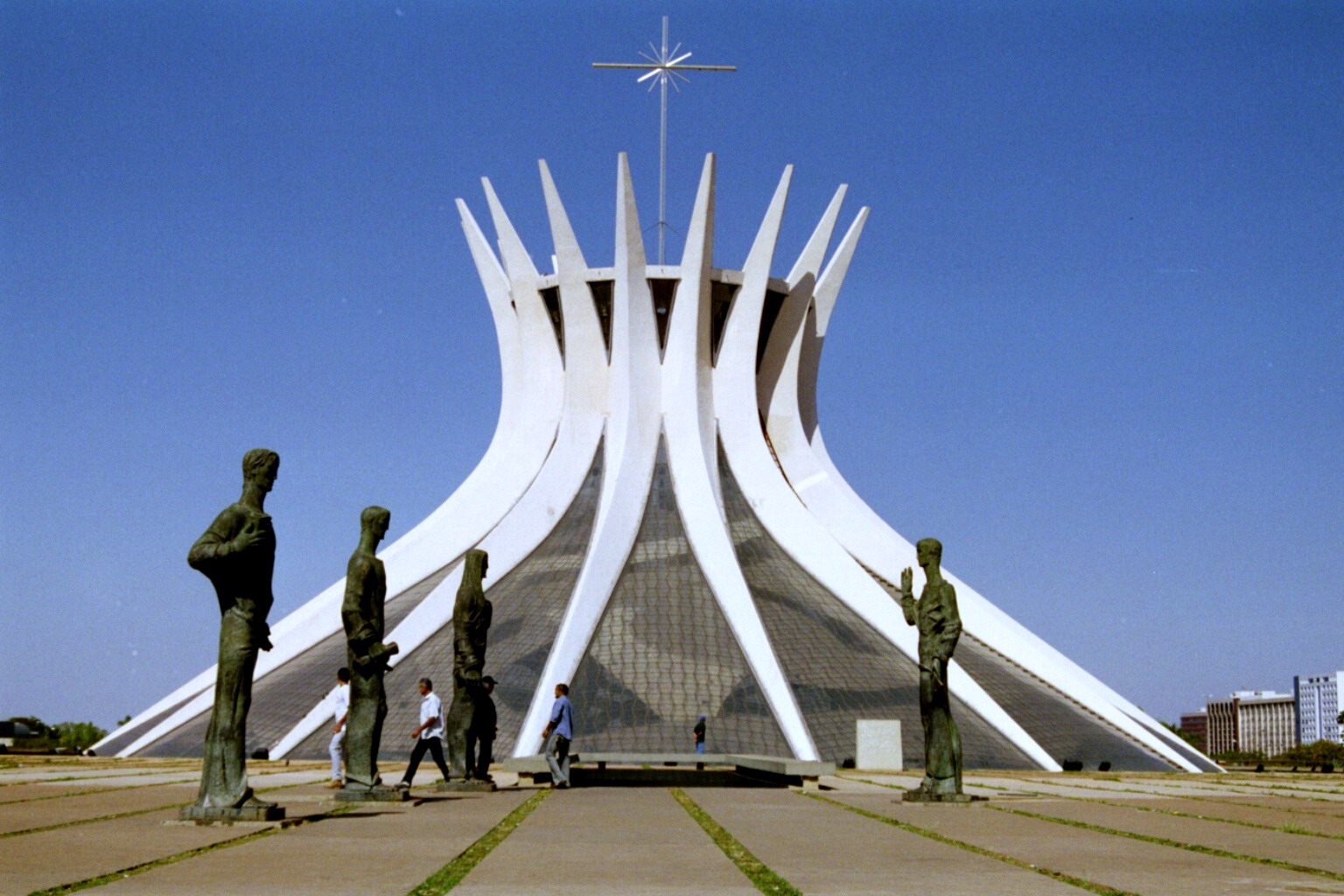 Cathedral of Brasilia Brazil 1 Cathedral of Brasilia, Brazil Beautiful Global