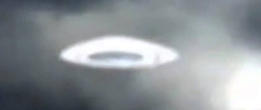 Scientists Of Spain Are Shocked Because Of UFO (1)